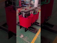 Driefasige transformator met giethars van droog type